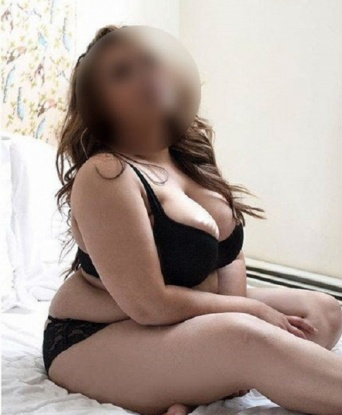 Страстная и опытная леди поможет тебе окунуться в мир наслаждений и разврата. Гарантирую полное удовлетворение и незабываемые моменты в моей компании. Жду звонка! 4441, 31 год